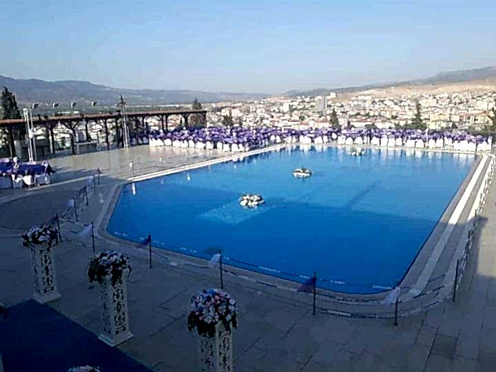 Belediye yüzme havuzu 1